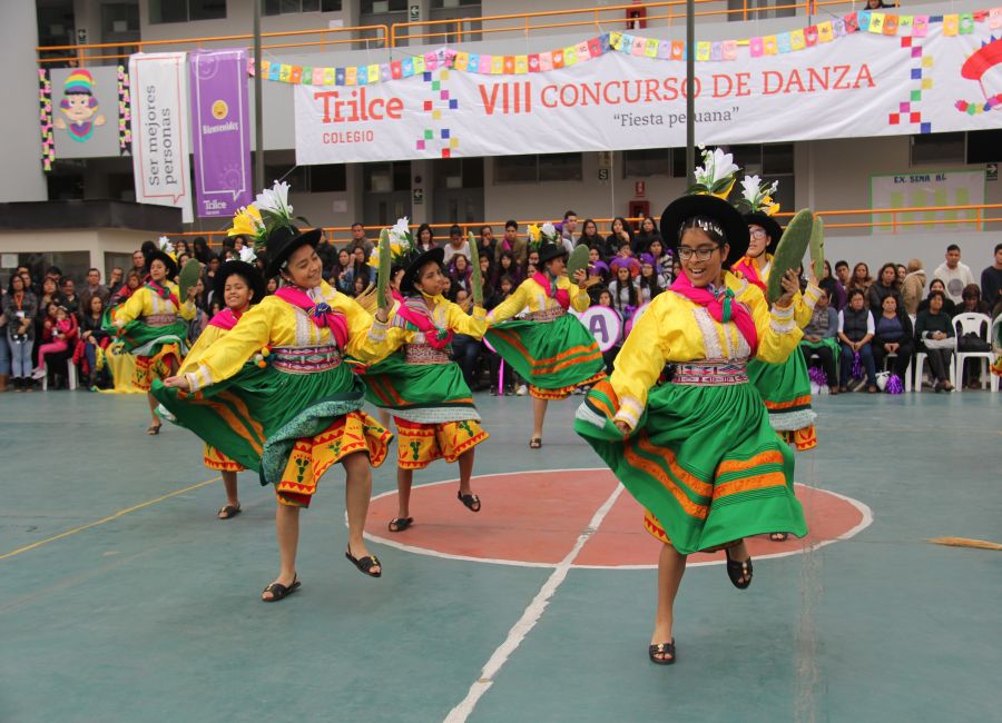 VIII Dance contest © Trilce. Retrieved from Trilce Colegio website. SLIDING Magazine